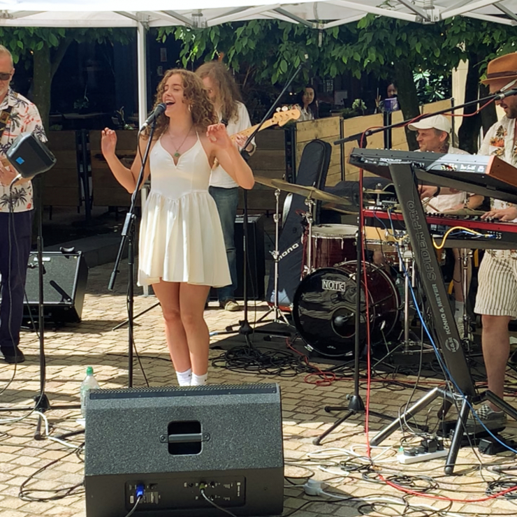 Billie Jane & The Boys